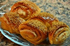 Tahinli Çörek Tarifi ve Malzemeleri Tahinli Çörek Tarifi ve Malzemeleri